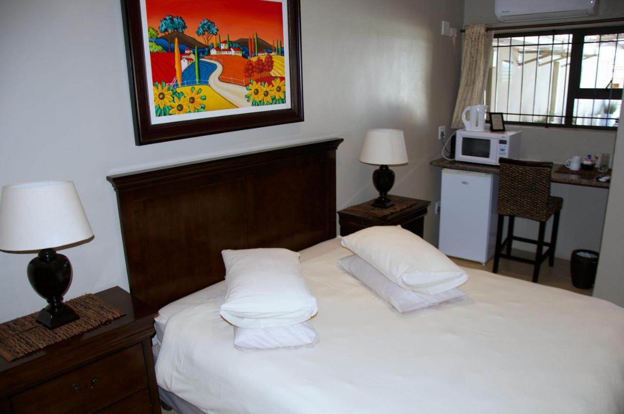 Mi Casa Guest House Uitenhage エクステリア 写真